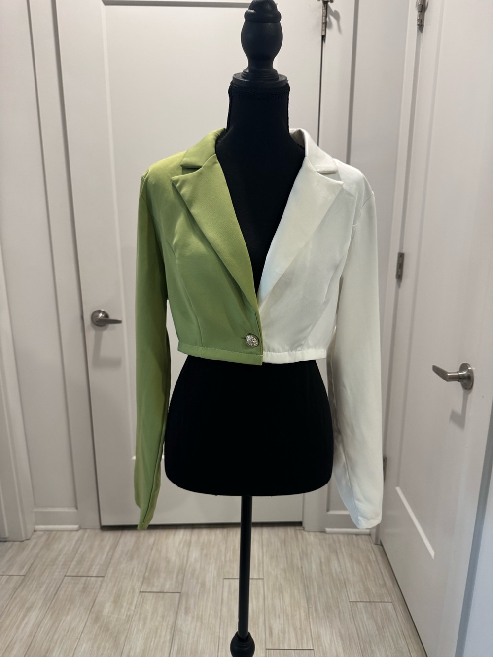 SHEIN Two-Tone Cropped Blazer in Green and White